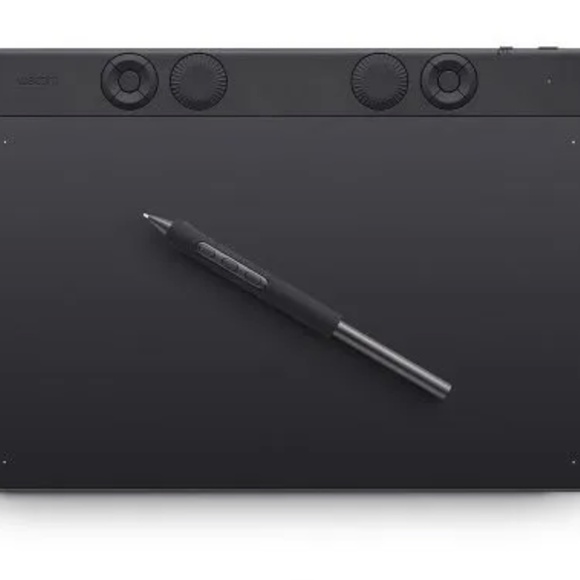Wacom Intuos Pro Medium - Picture 9 of 12